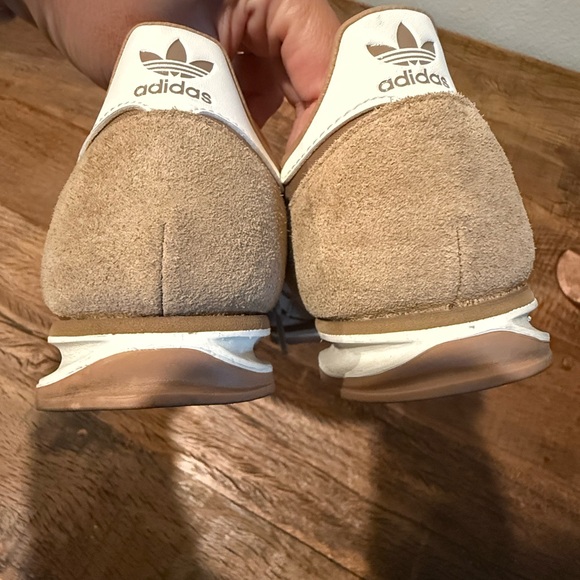 Adidas Women’s SL 72 OG Cardboard/Off-White/Gum Sneakers - Picture 4 of 6